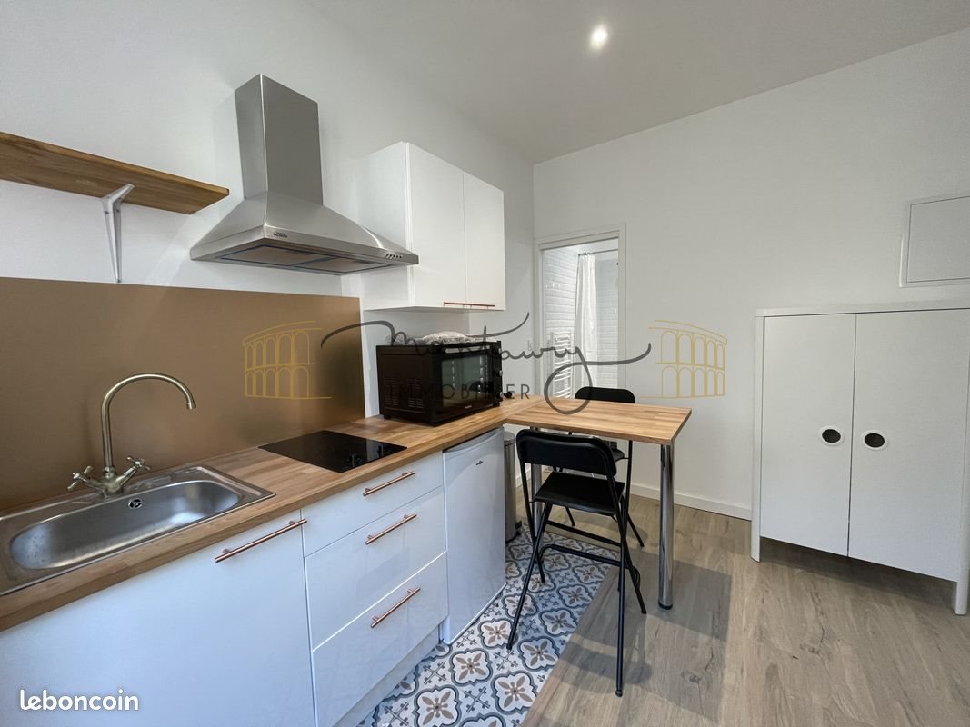 Appartement à louer, 14m², Nîmes