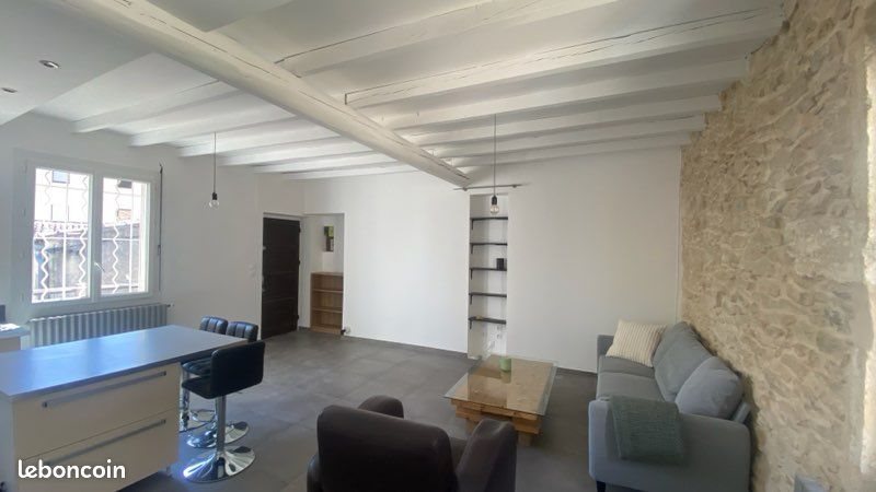 Appartement à louer, 65m², Nîmes
