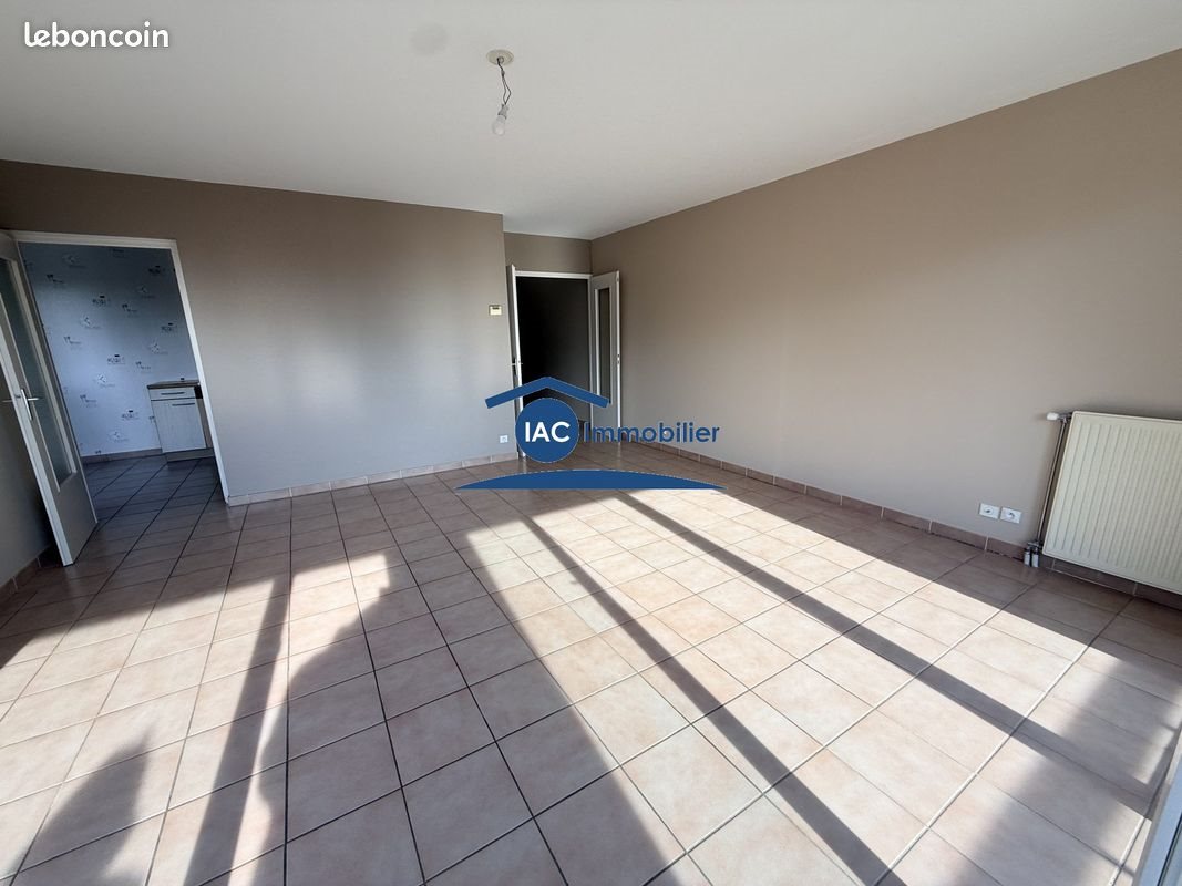 Appartement à louer, 84m², Irigny