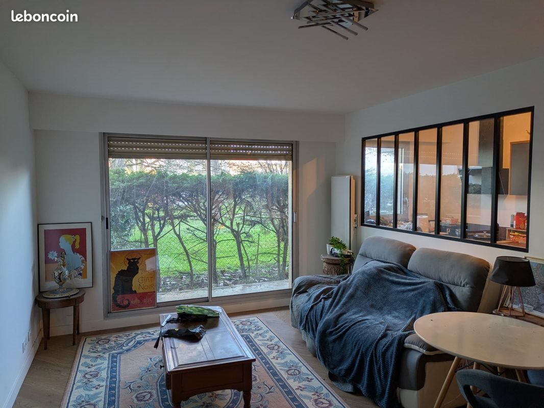 Appartement à louer, 61m², Bordeaux