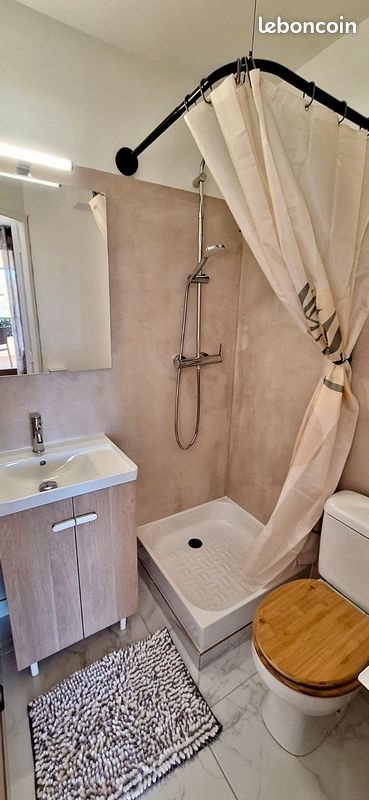 Appartement à louer, 15m², Roquefort-les-Pins