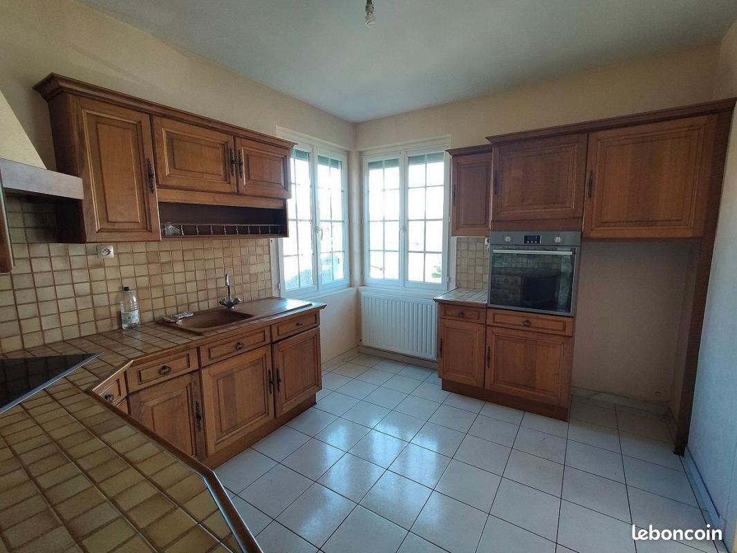 Maison à louer, 101m², Villentrois