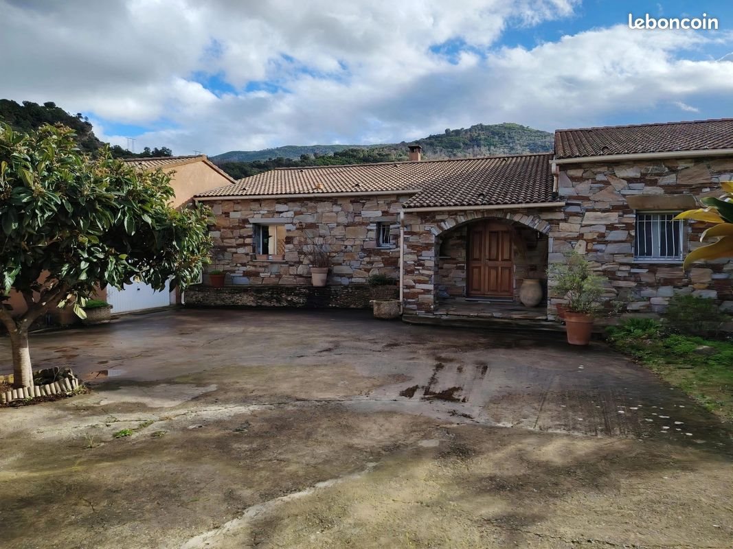 Maison à vendre, 350m², Lucciana