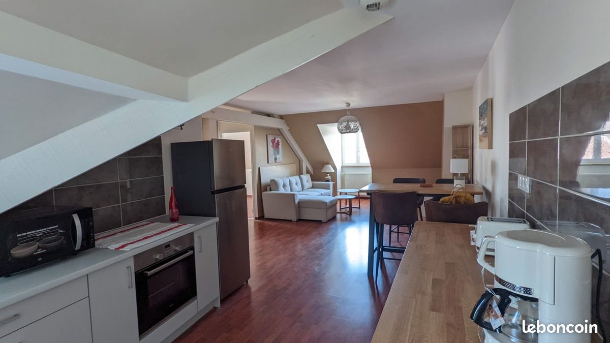 Appartement à louer, 78m², Lons-le-Saunier
