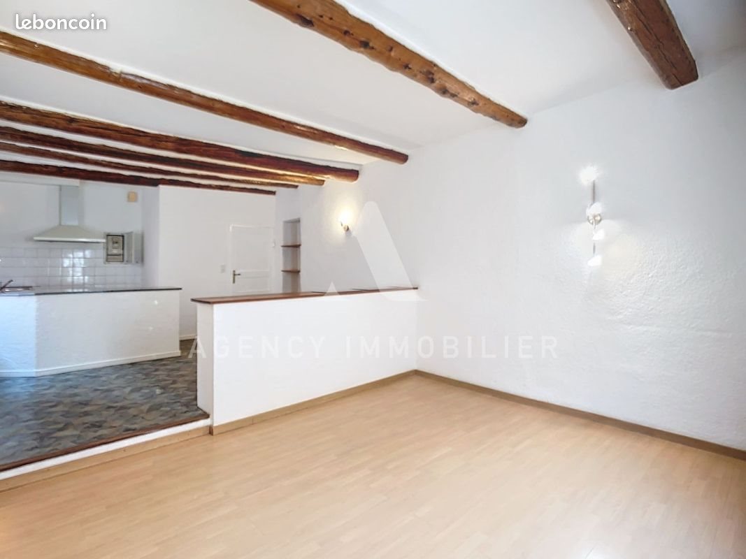 Appartement à louer, 54m², Noves