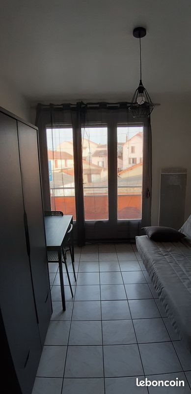 Appartement à louer, 17m², Riorges