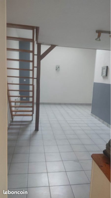 Appartement à louer, 74m², Caudry