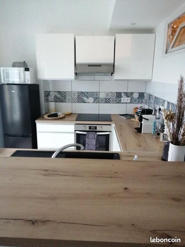 Appartement à louer, 64m², Aubenas