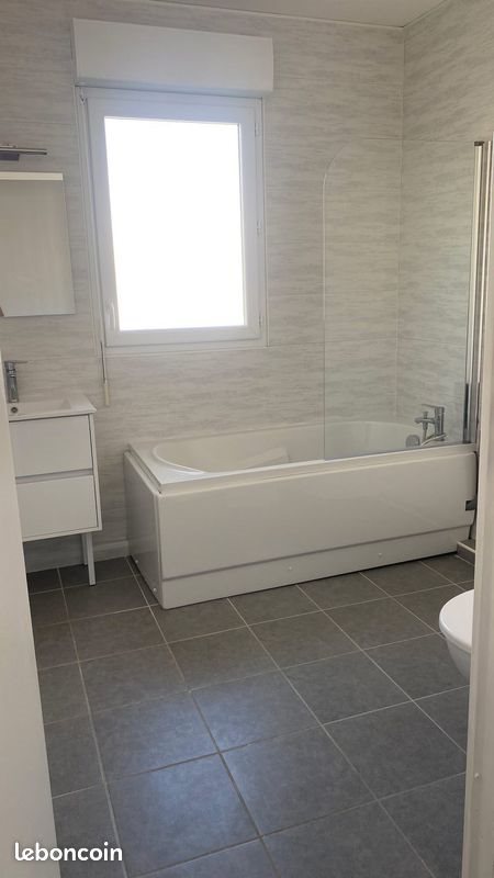 Appartement à louer, 32m², Nîmes