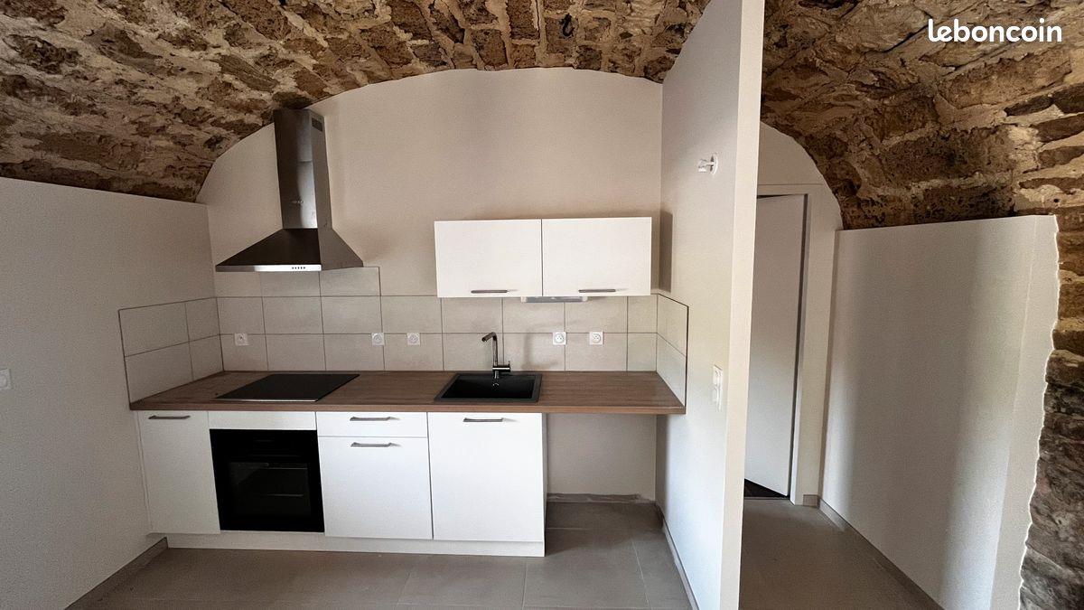 Appartement à louer, 80m², Villette-lès-Arbois