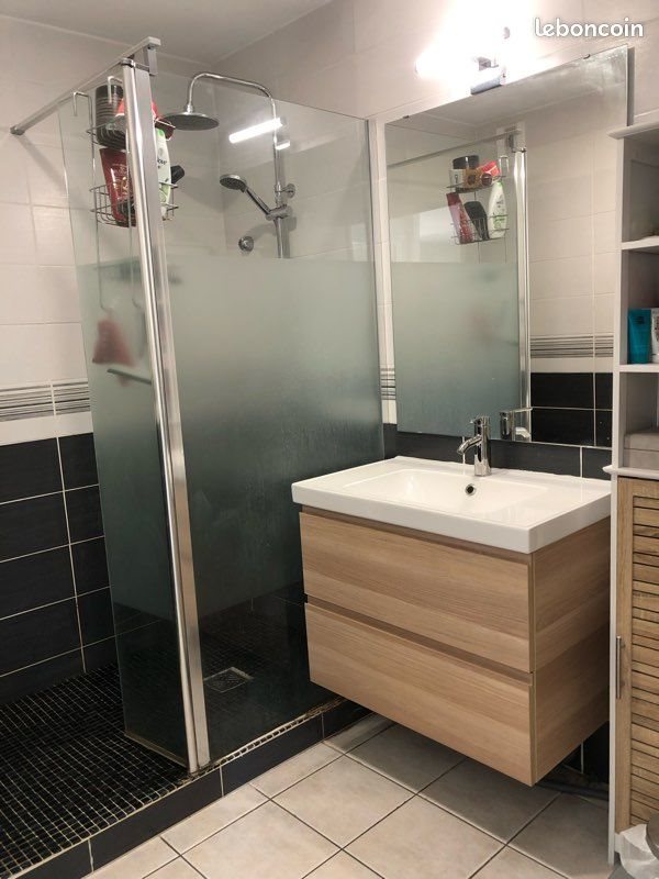 Appartement à louer, 47m², Nîmes