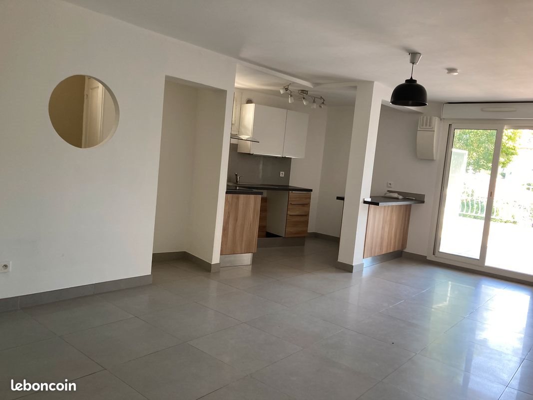 Appartement à louer, 65m², Nice