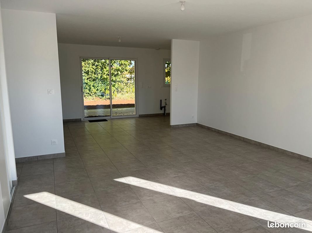 Maison à louer, 85m², La Crèche