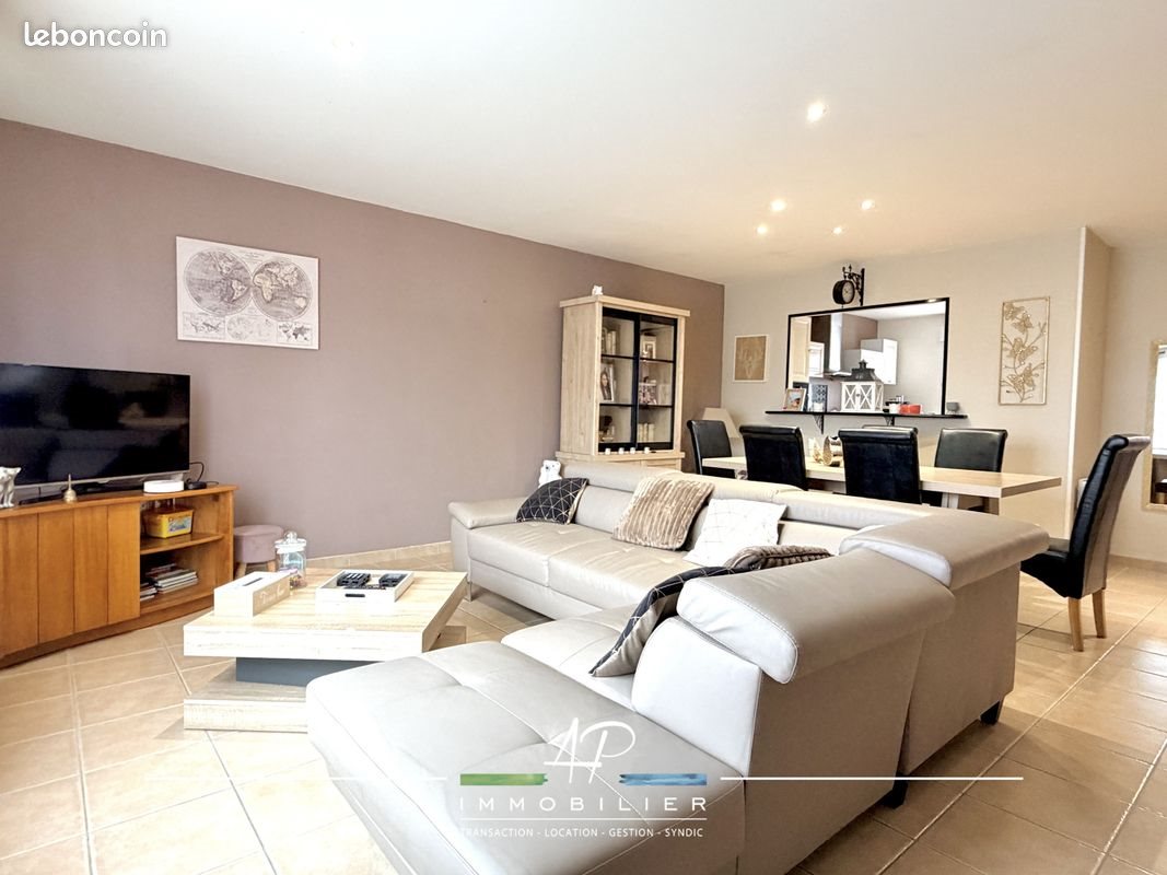 Appartement à vendre, 93m², Saint-Julien