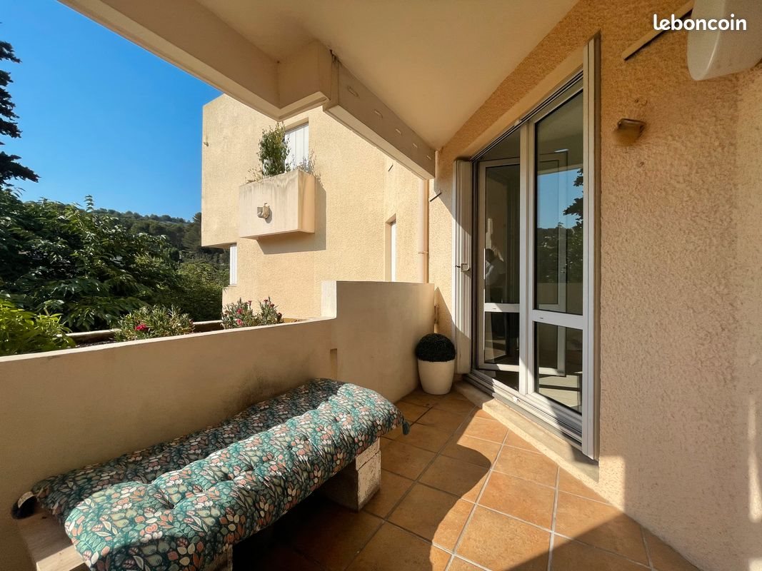 Appartement à louer, 84m², Carnoux-en-Provence