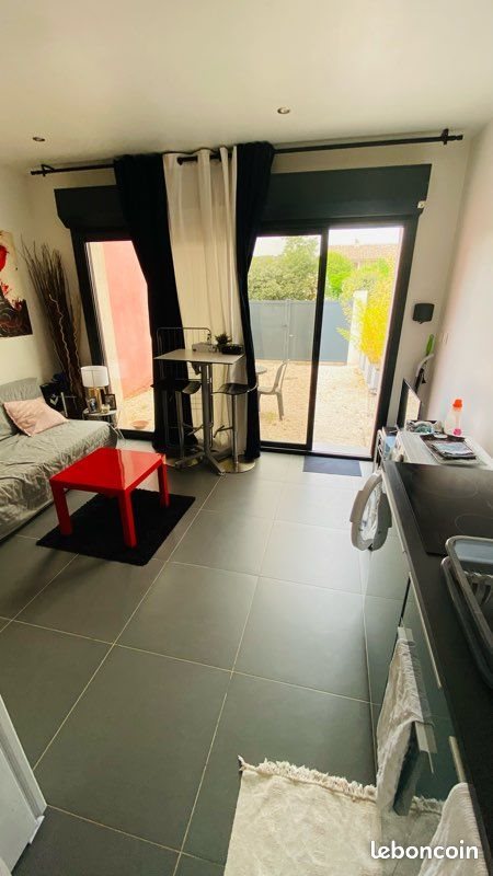 Appartement à louer, 26m², La Crau