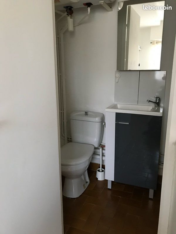 Appartement à louer, 16m², Nîmes