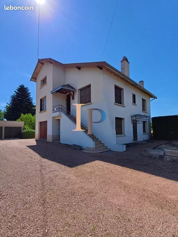 Maison à vendre, 120m², Pouilly-sous-Charlieu