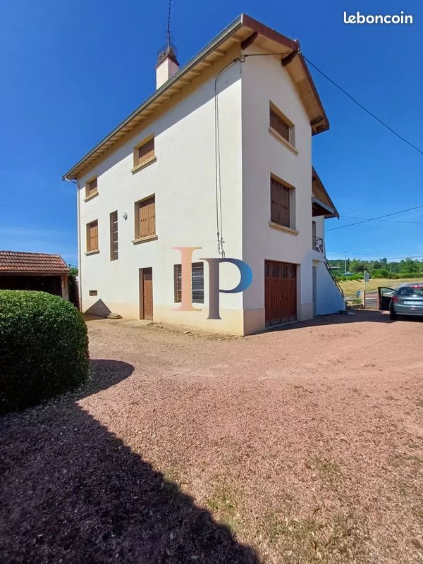 Maison à vendre, 120m², Pouilly-sous-Charlieu
