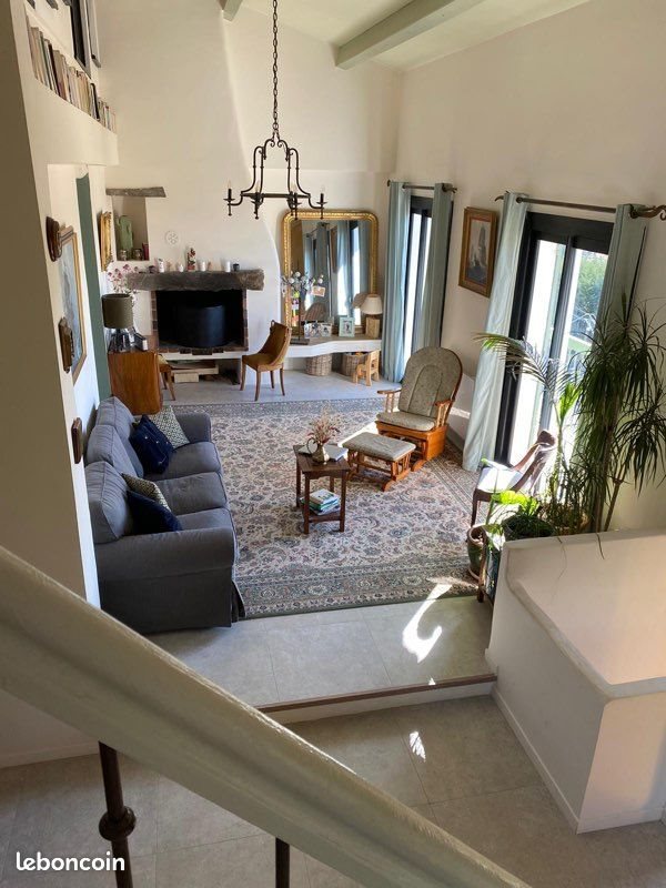 Maison à louer, 170m², Hyères