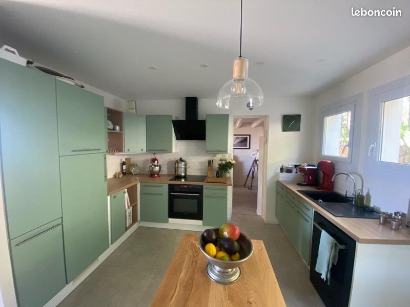 Maison à louer, 170m², Hyères