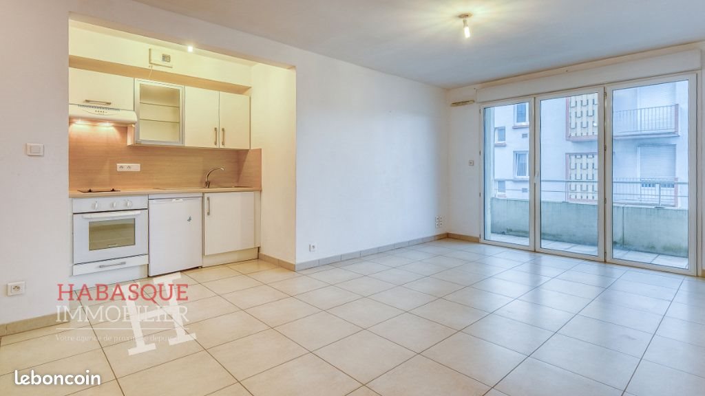 Appartement à louer, 44m², Landerneau