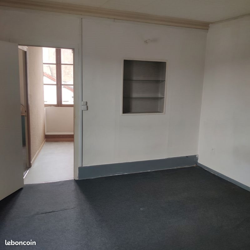 Appartement à louer, 30m², Guéret