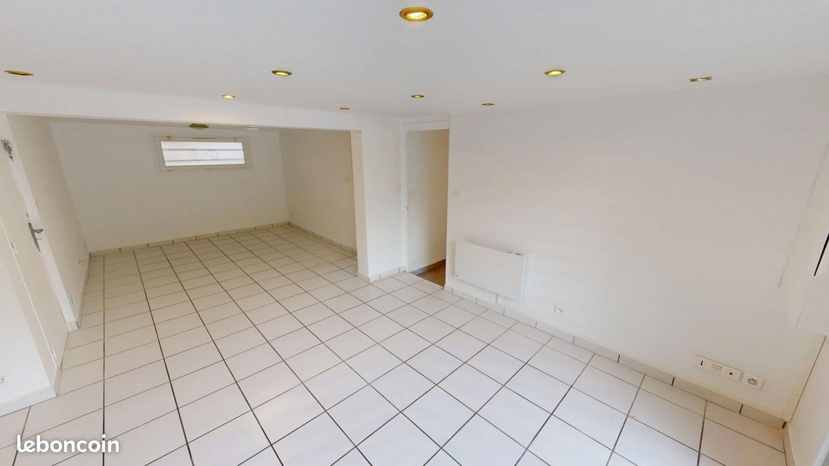 Appartement à louer, 70m², Saint-Ay