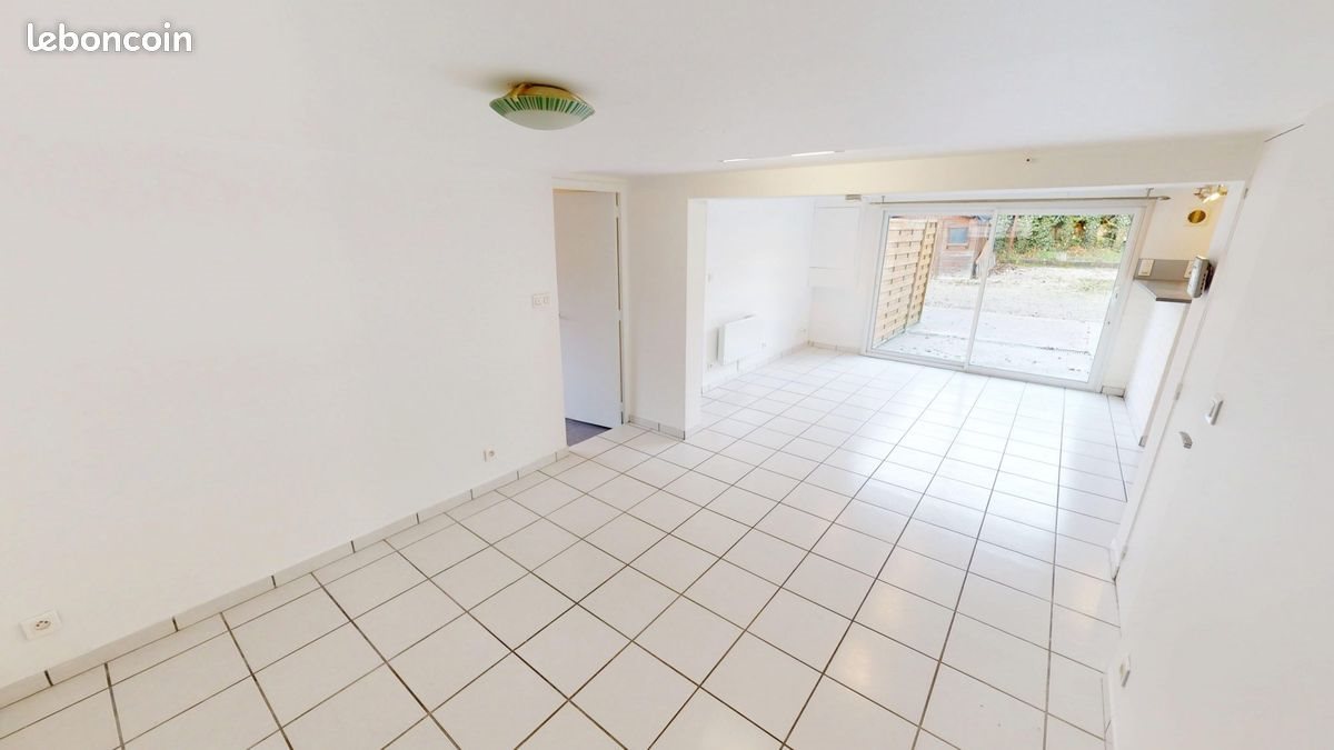 Appartement à louer, 70m², Saint-Ay