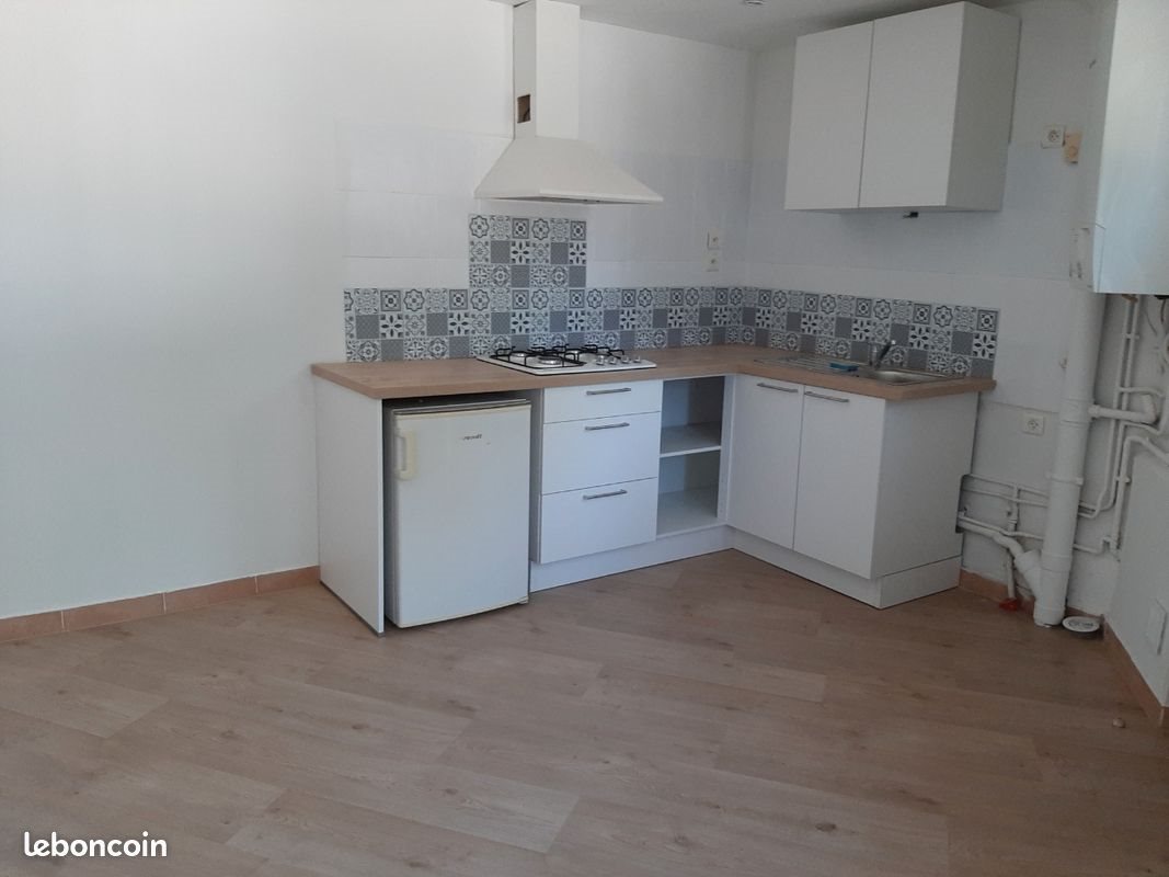 Maison à louer, 30m², La Cavalerie