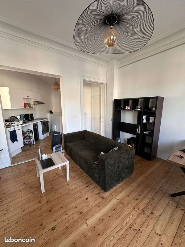 Appartement à louer, 81m², Bordeaux