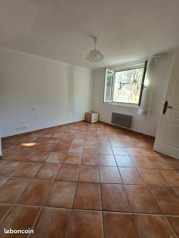 Maison à louer, 46m², Vallauris