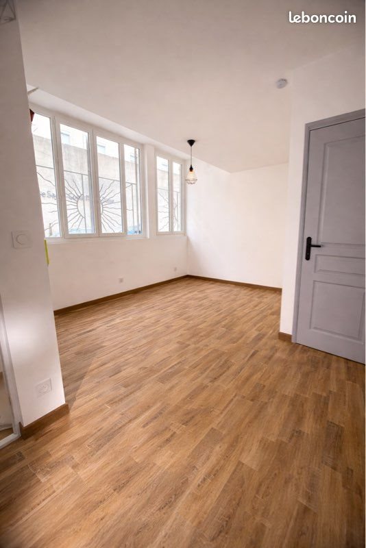 Appartement à louer, 40m², Privas