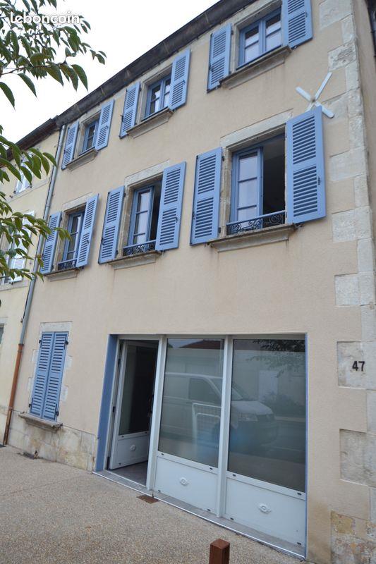 Appartement à louer, 57m², Randan