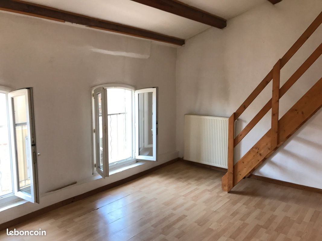 Appartement à louer, 47m², Eyguières