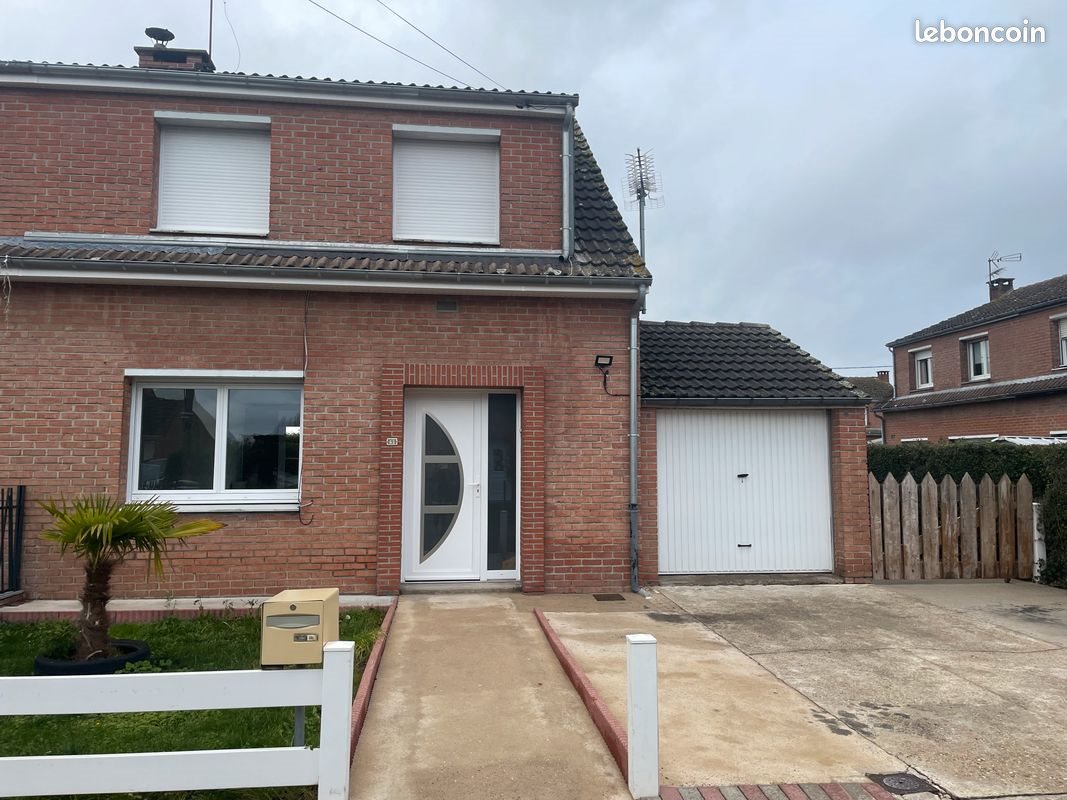 Maison à louer, 92m², Wardrecques