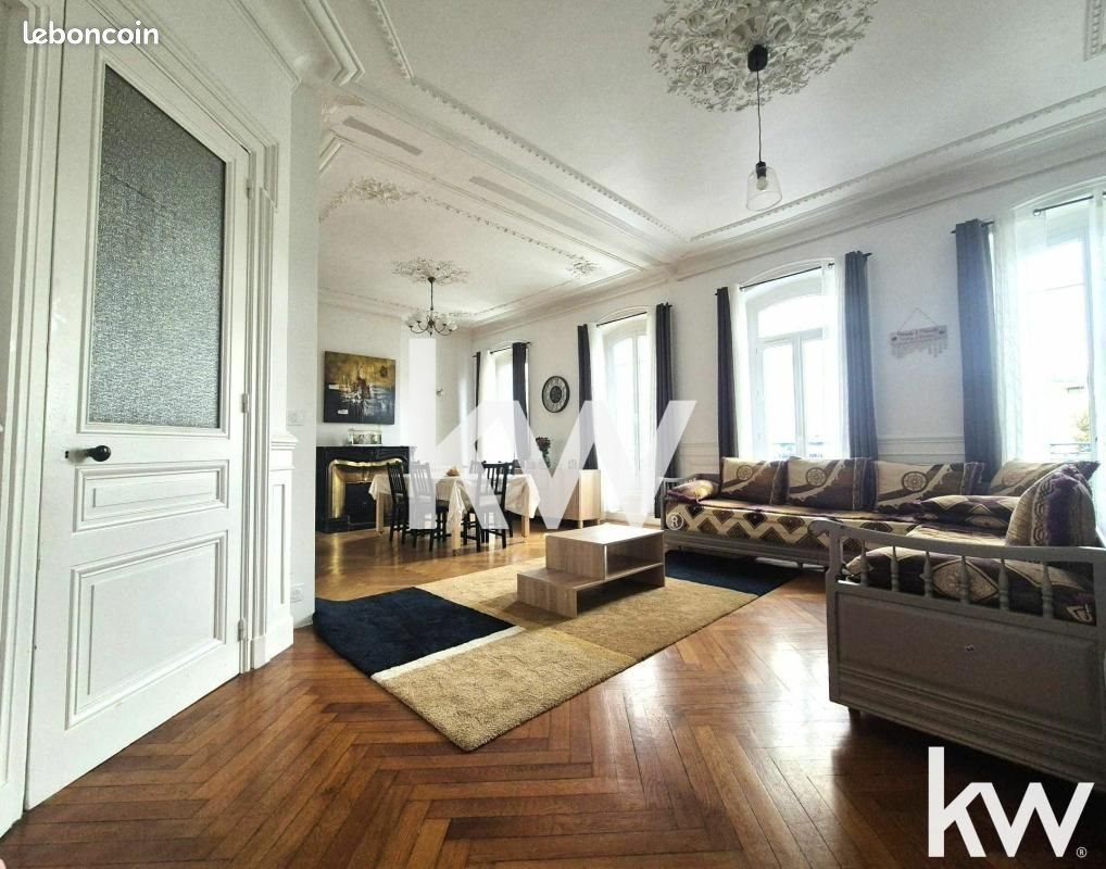 Appartement à vendre, 125m², Le Chambon-Feugerolles