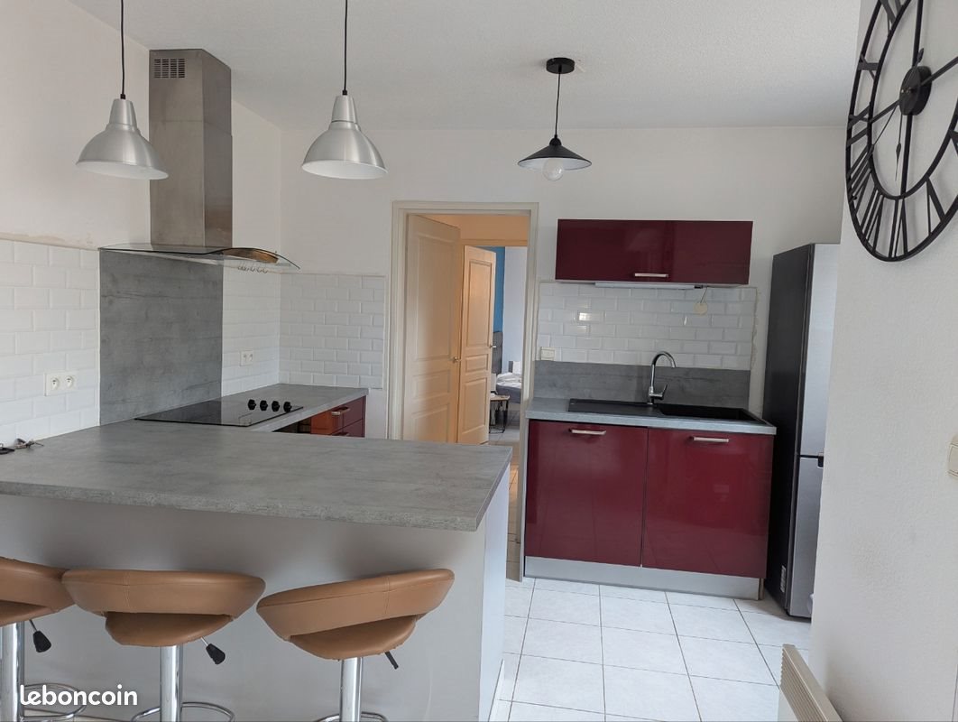 Appartement à louer, 46m², Nîmes