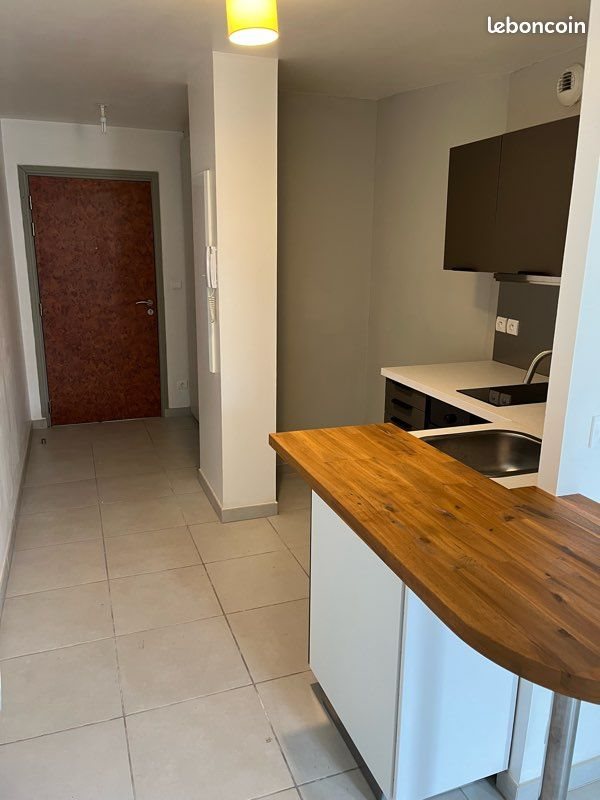 Appartement à louer, 32m², Sète