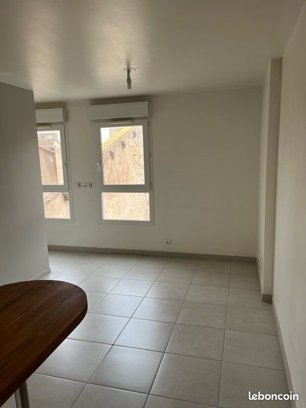 Appartement à louer, 32m², Sète