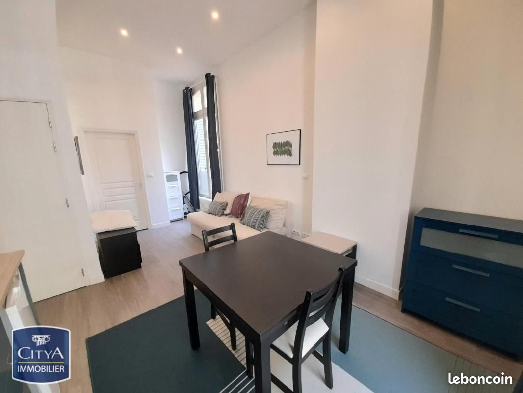 Appartement à louer, 25m², Tours