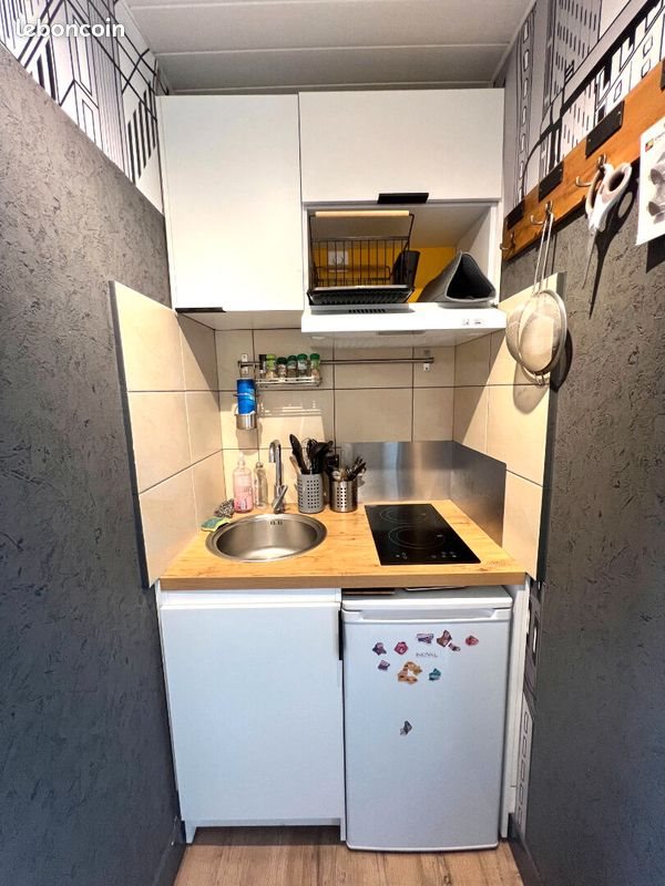 Appartement à louer, 24m², Arpajon-sur-Cère