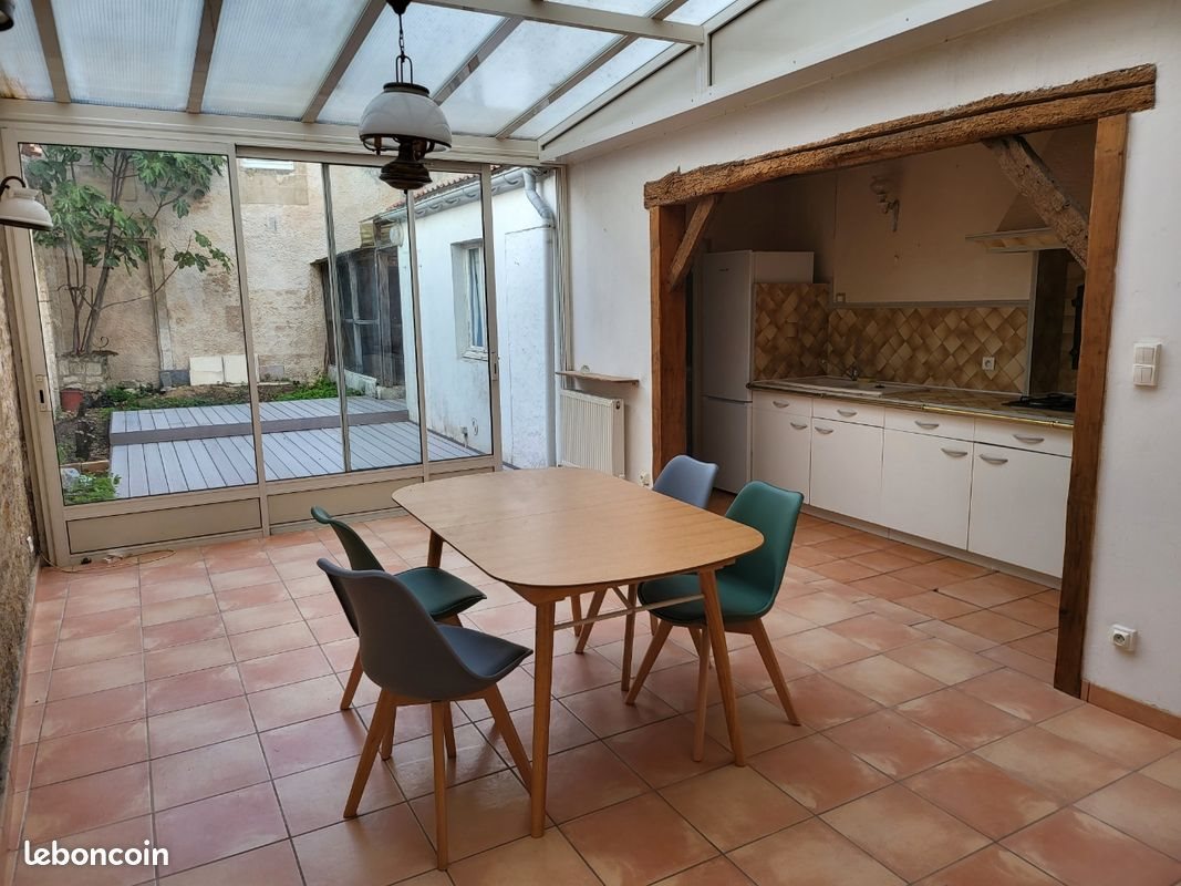 Appartement à louer, 64m², Luçon