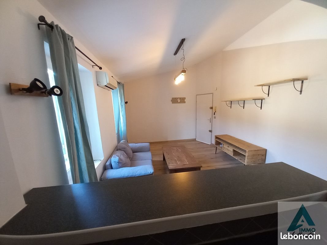 Appartement à louer, 48m², La Penne-sur-Huveaune