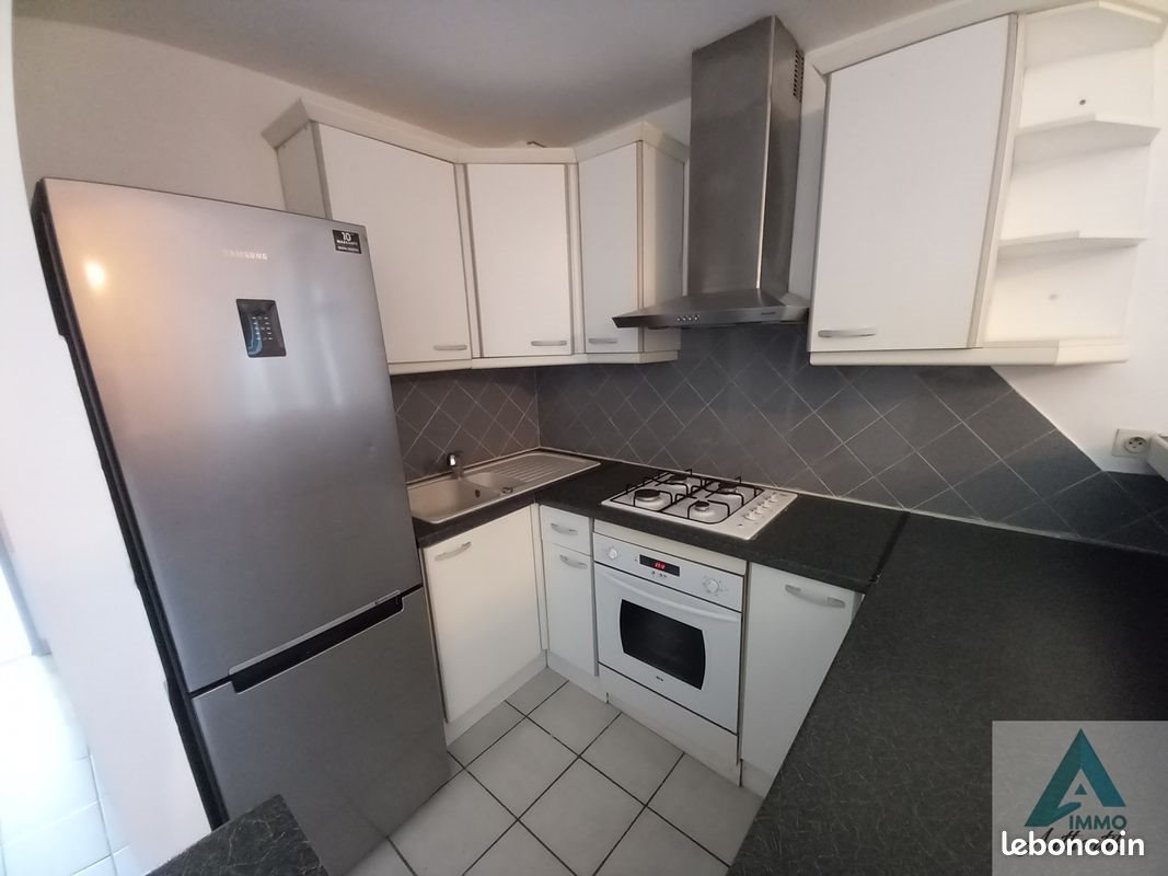 Appartement à louer, 48m², La Penne-sur-Huveaune