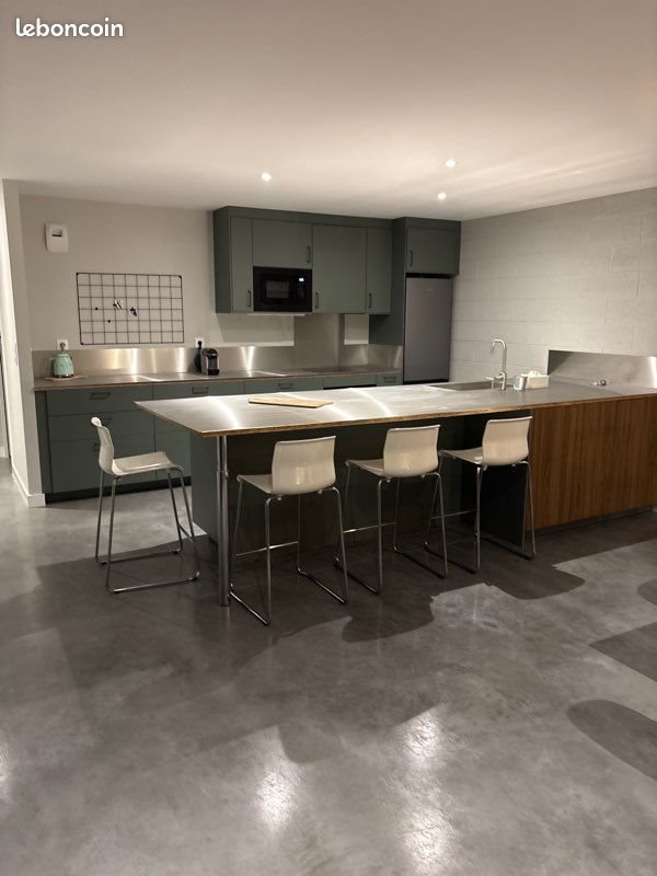 Maison à louer, 150m², Roullet-Saint-Estèphe