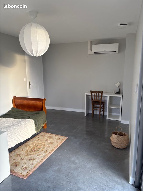 Maison à louer, 150m², Roullet-Saint-Estèphe