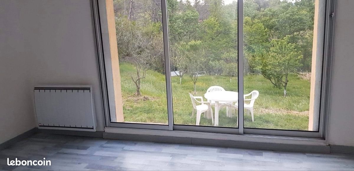 Maison à louer, NaNm², Méounes-lès-Montrieux