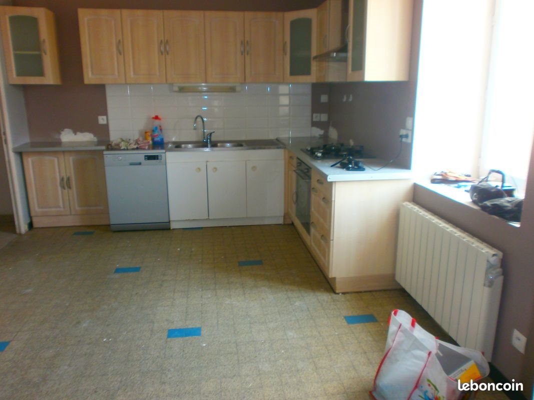 Maison à louer, 160m², Luzinay