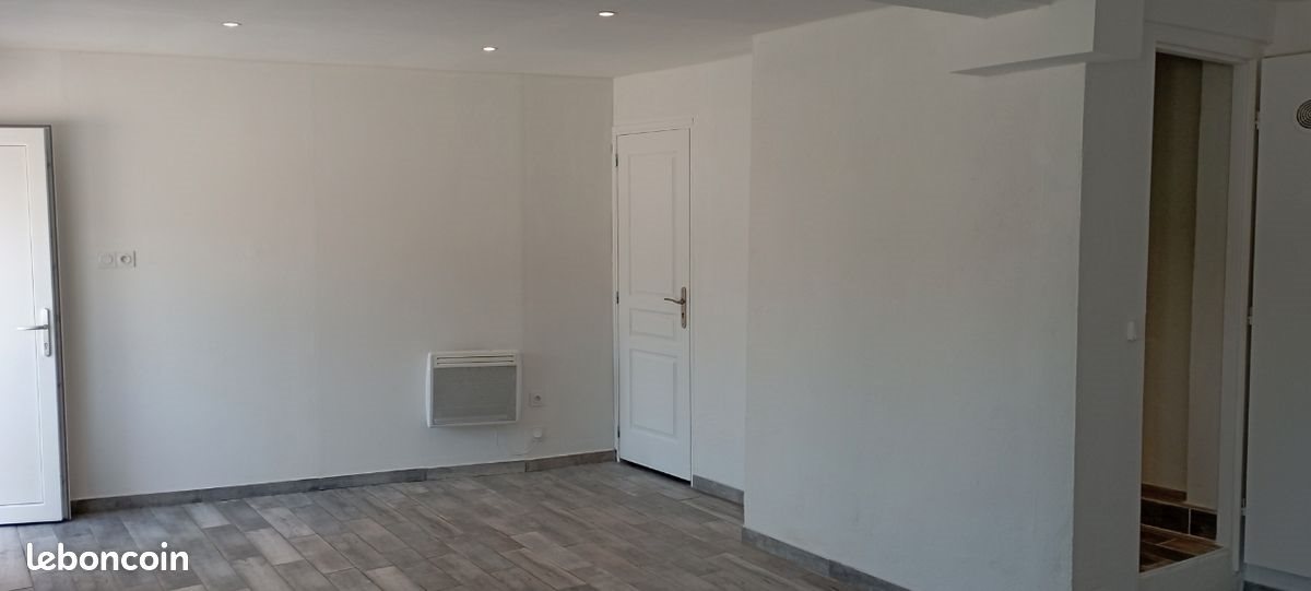 Appartement à louer, 28m², Saint-Privat